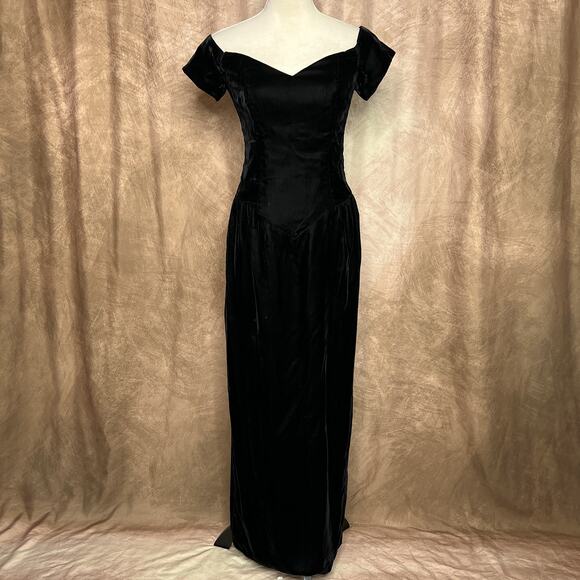 Vintage 90s Black Velvet Sweetheart Neckline Basque Waist Maxi Dress Whimsigoth - Picture 7 of 7